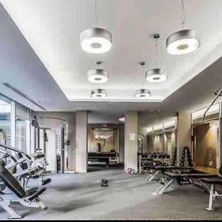 Beautiful Unit In Heart Of Downtown Toronto Leilighet Eksteriør bilde