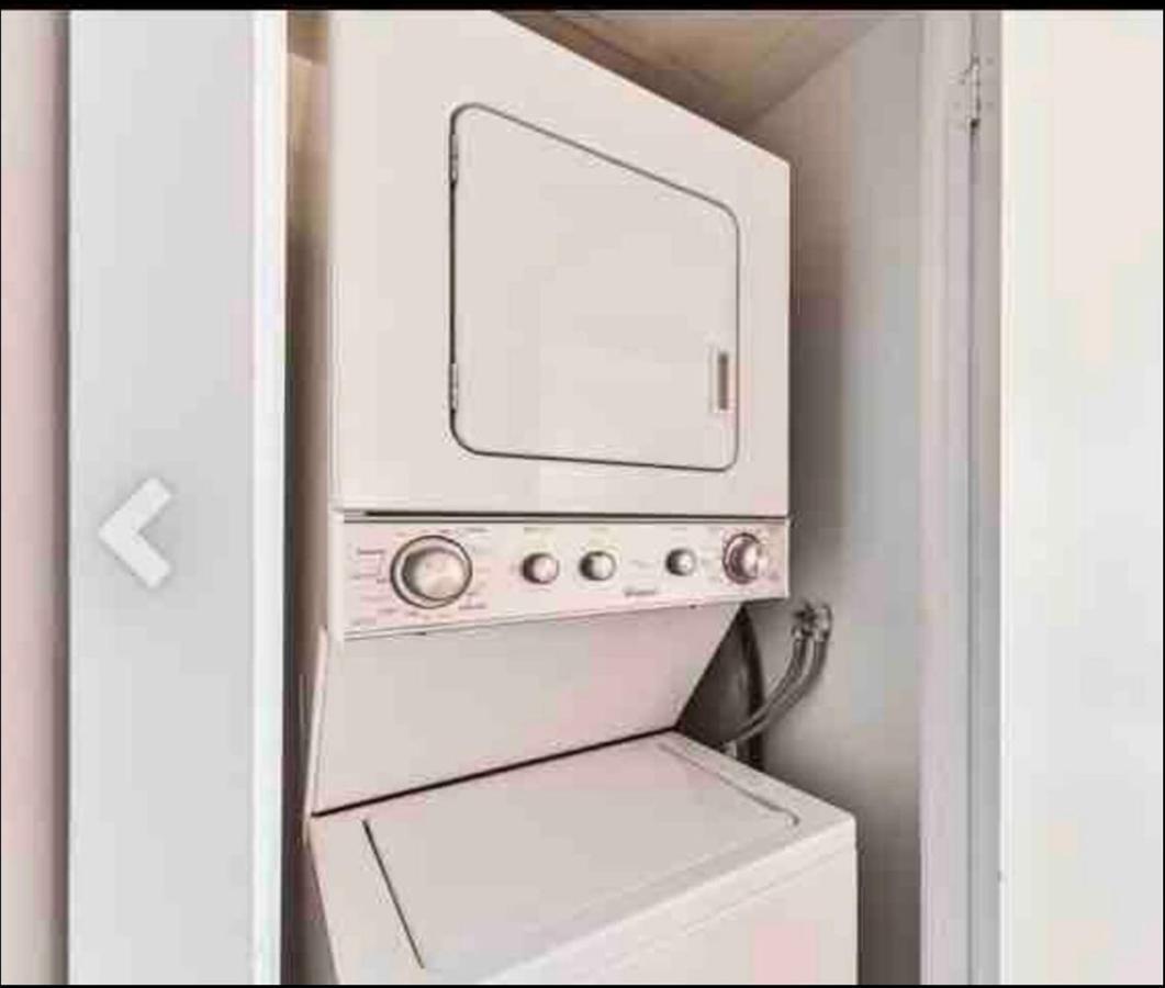 Beautiful Unit In Heart Of Downtown Toronto Leilighet Eksteriør bilde